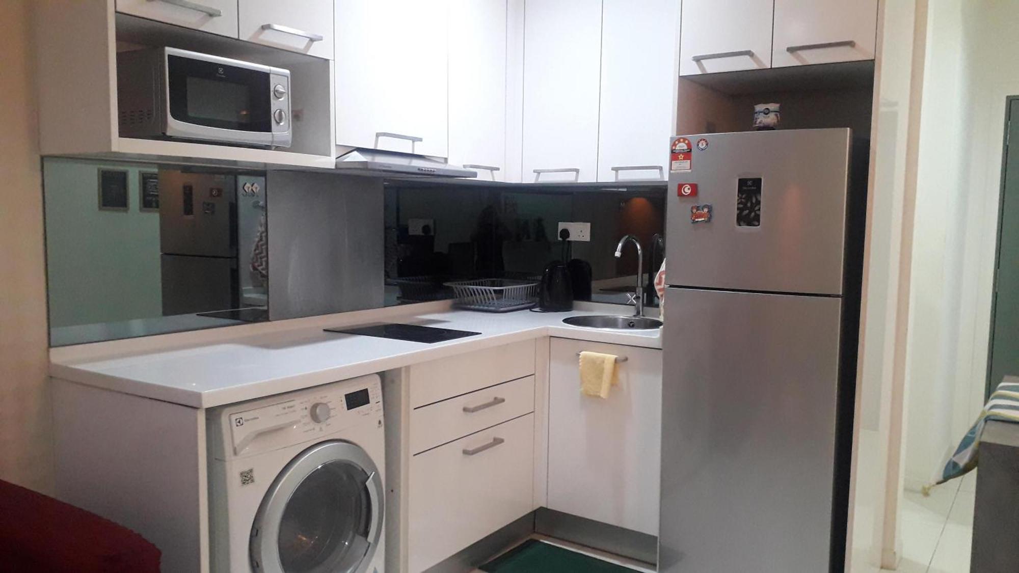 Estelar Apartments At Mercu Summer Klcc Куала Лумпур Екстериор снимка